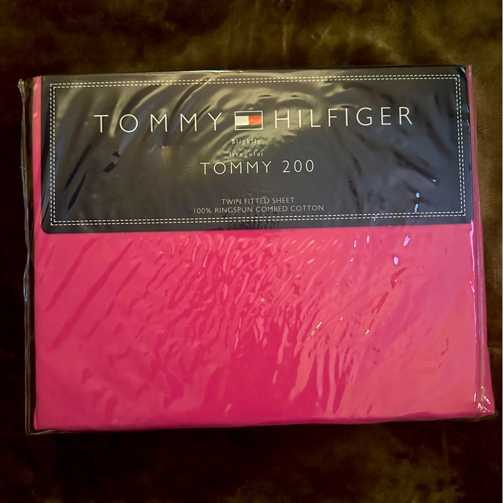 Tommy Hilfiger Pink Twin Fitted Sheet